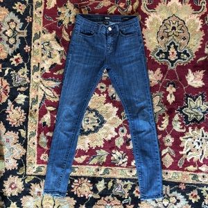 BDG Mid-Rise Twig Ankle Skinnies
